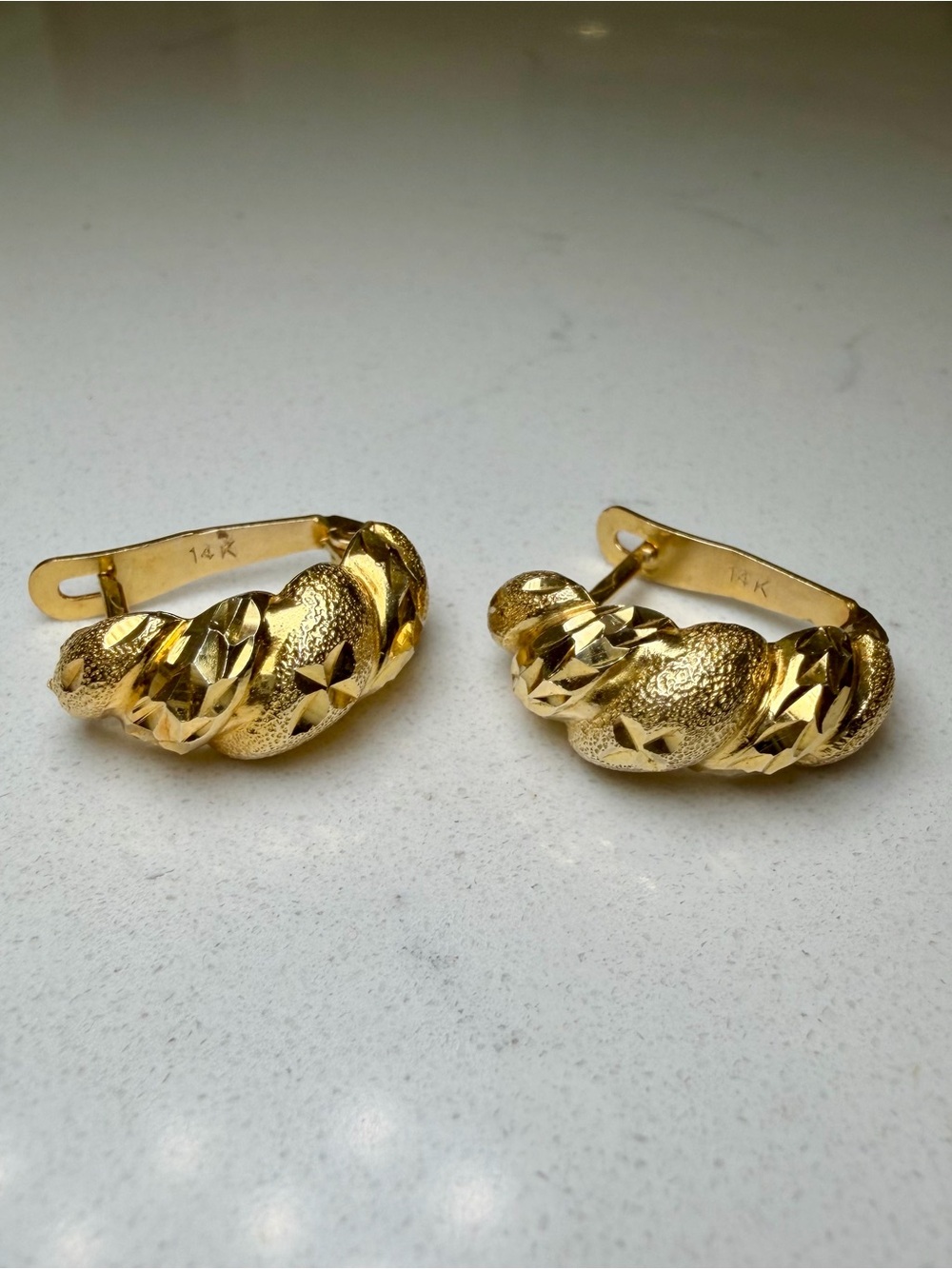 Vintage 14k Gold Textured Hoop Earrings
